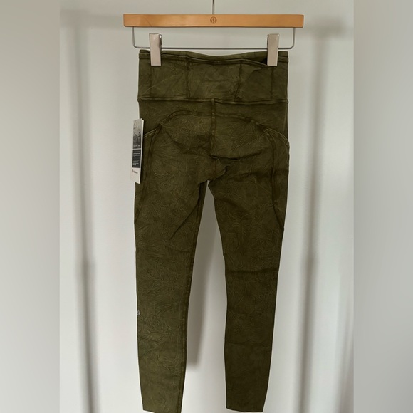 Fast and Free High-Rise Tight 25” Pockets - Picture 2 of 2